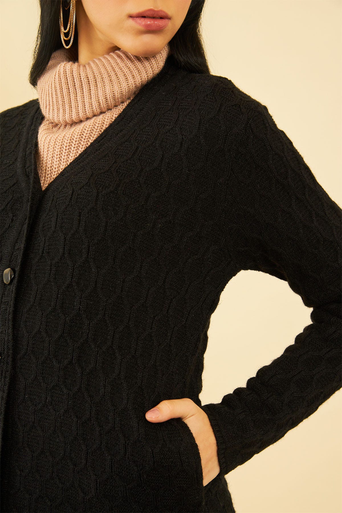 Scarf sales neck cardigan