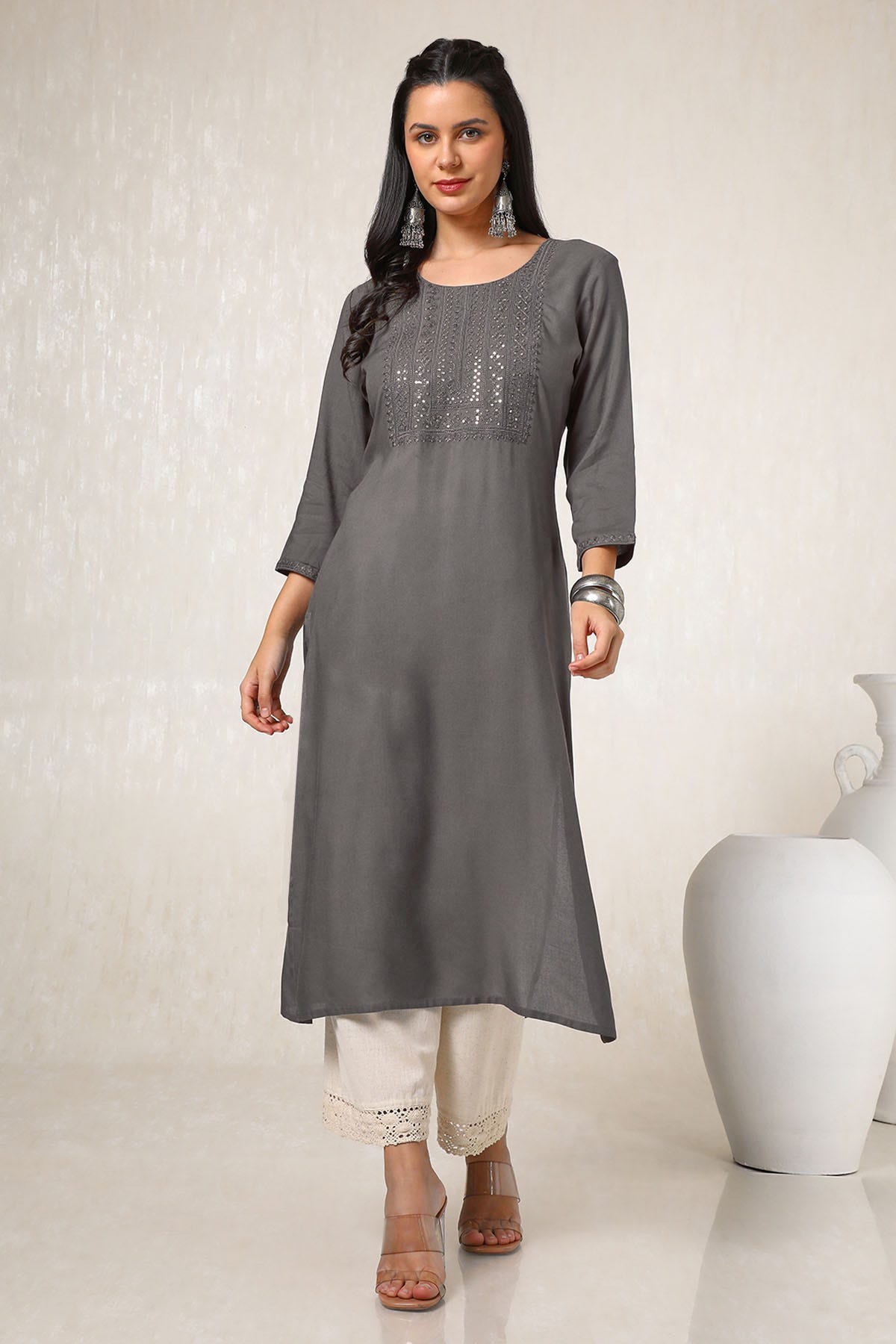 Buy Latest Indian Kurta Kurti for Women in USA Worldwide