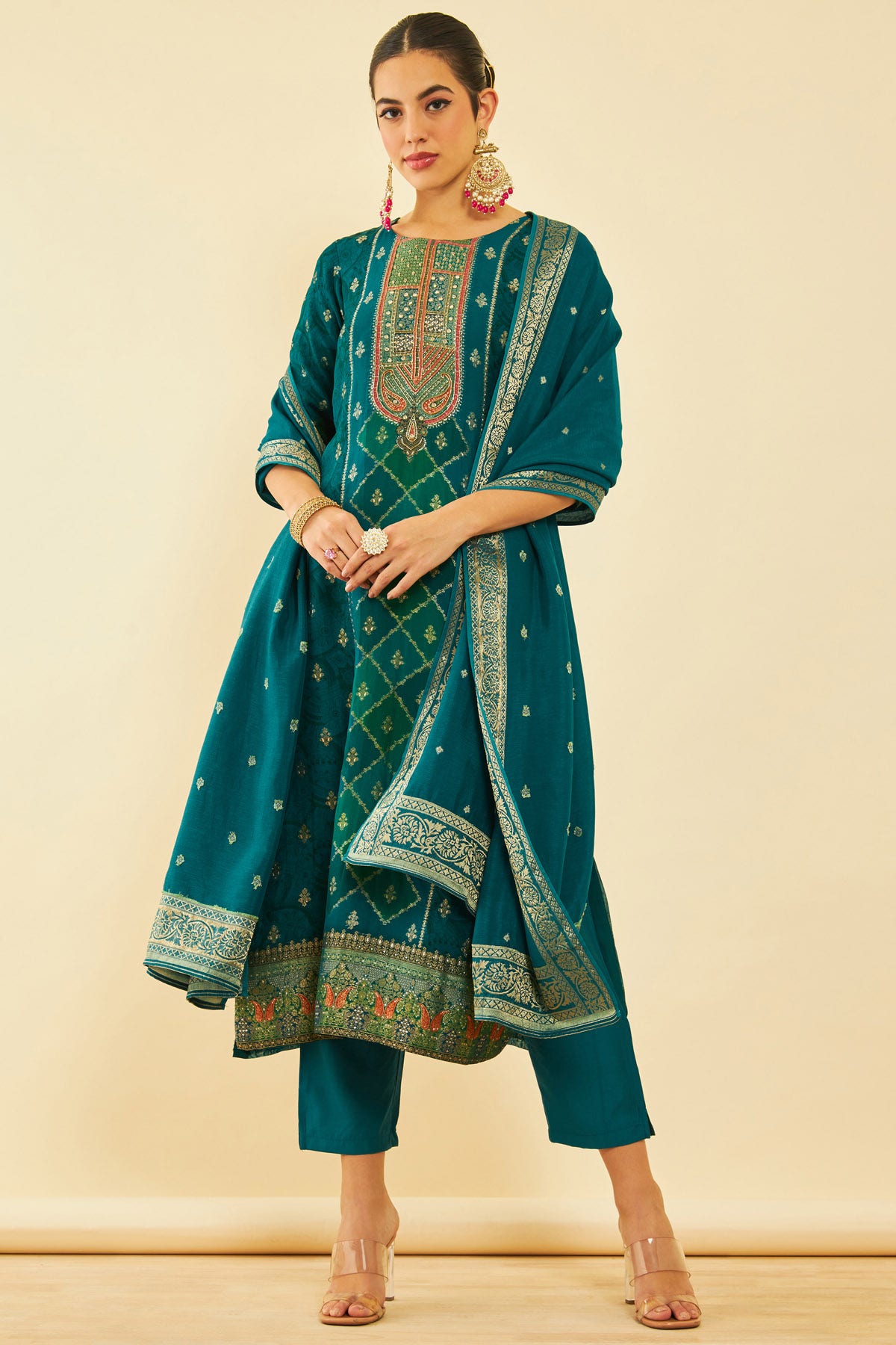 Indian Ethnic Wear Online Shop Latest Traditional Clothing for Women