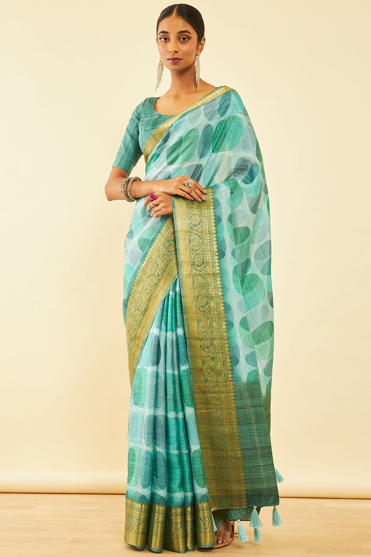 Sarees online sale below 500 hotsell cash on delivery