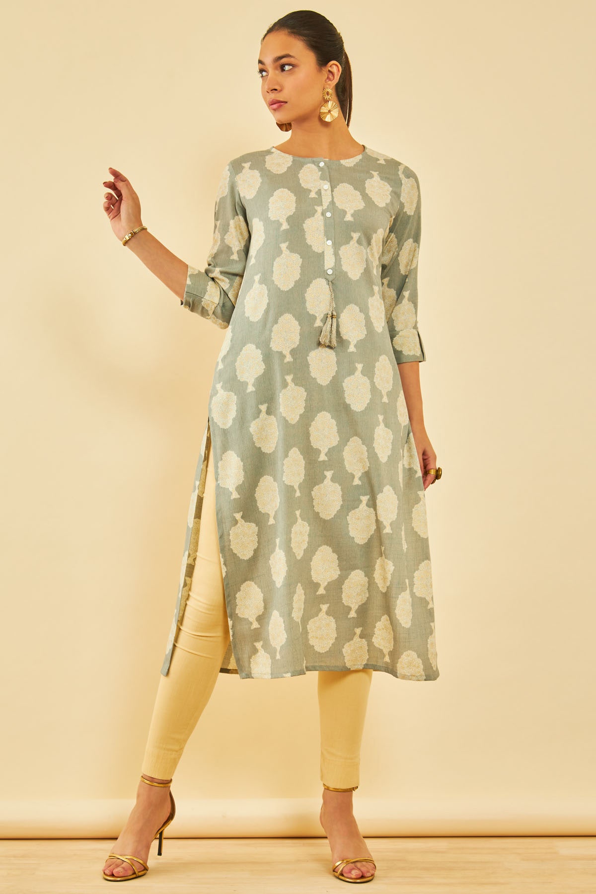 Kurta with tassels online 2025