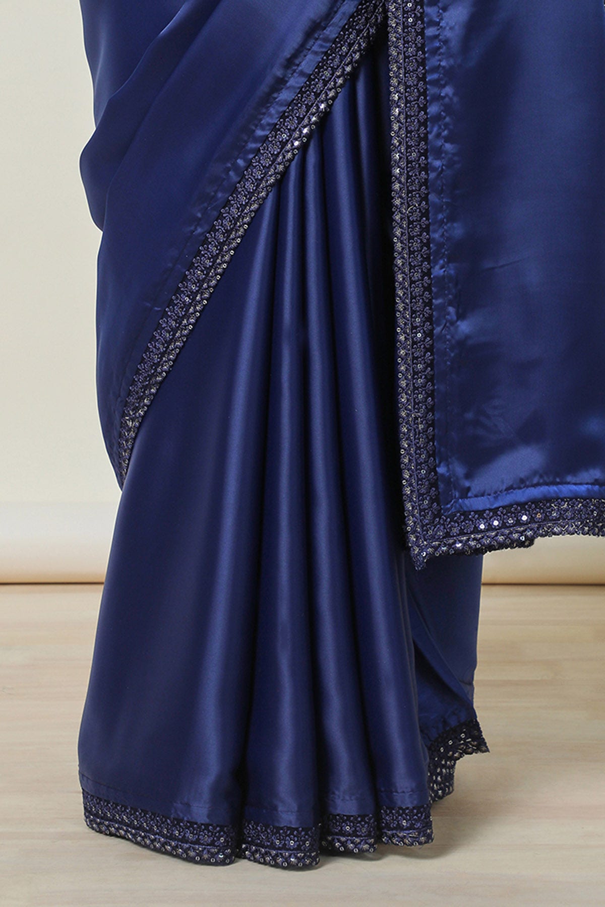 Navy blue plain saree with golden border cheap