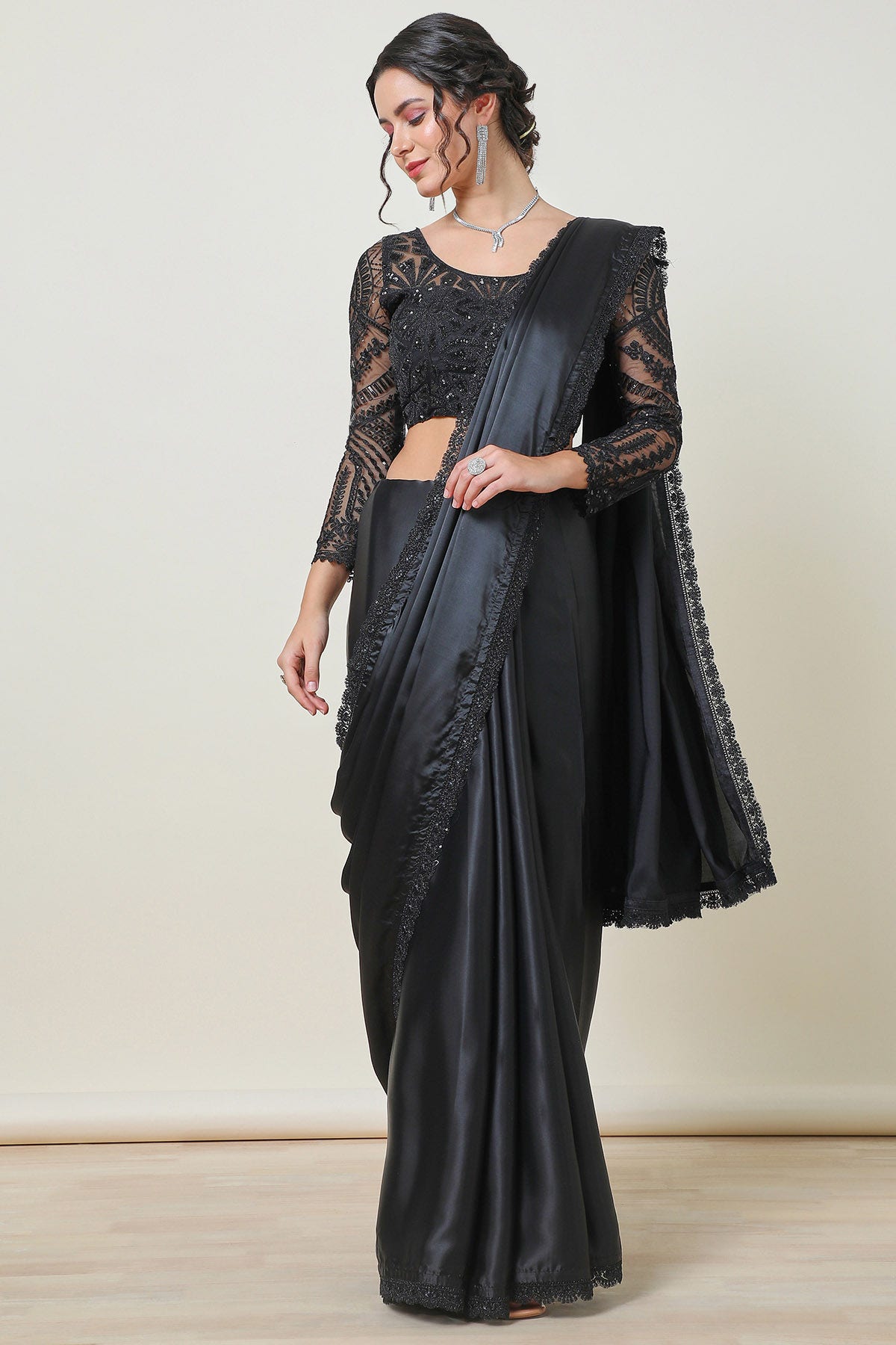 Discover the party wear saree collection from Soch Online