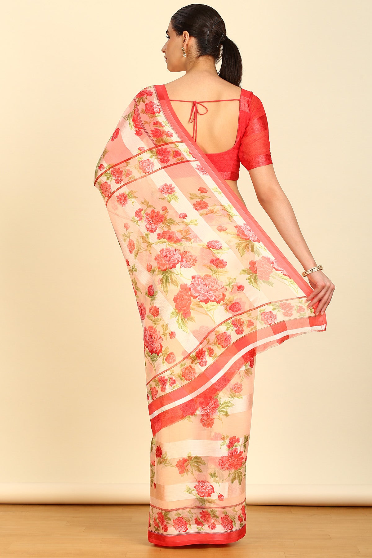 Floral print chiffon saree online clearance