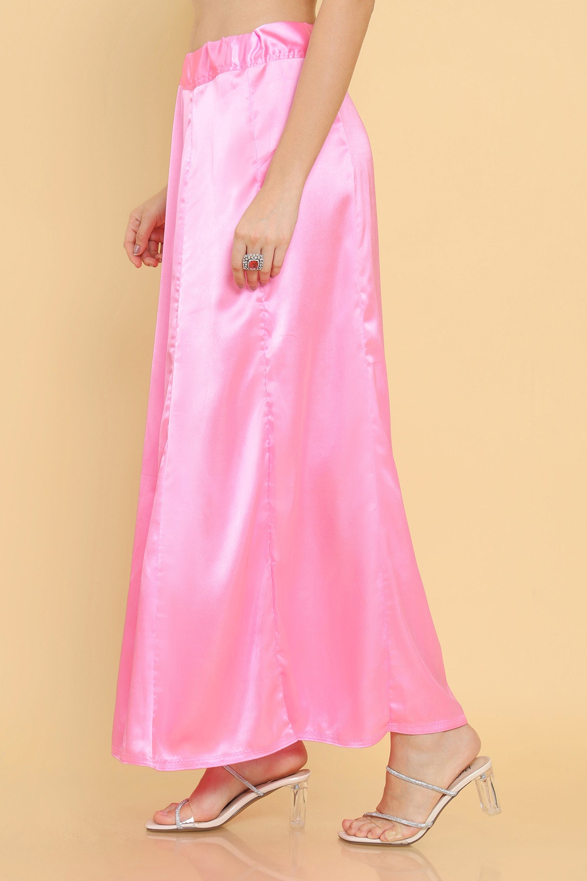 Satin skirt  Light pink  Ladies  HM IN